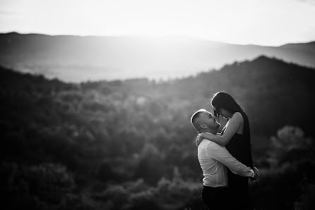 Fotógrafo de casamento Norbert Holozsnyai (hnfoto). Foto de 7 de setembro 2022