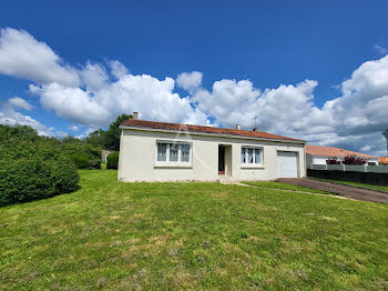 maison à Apremont (85)