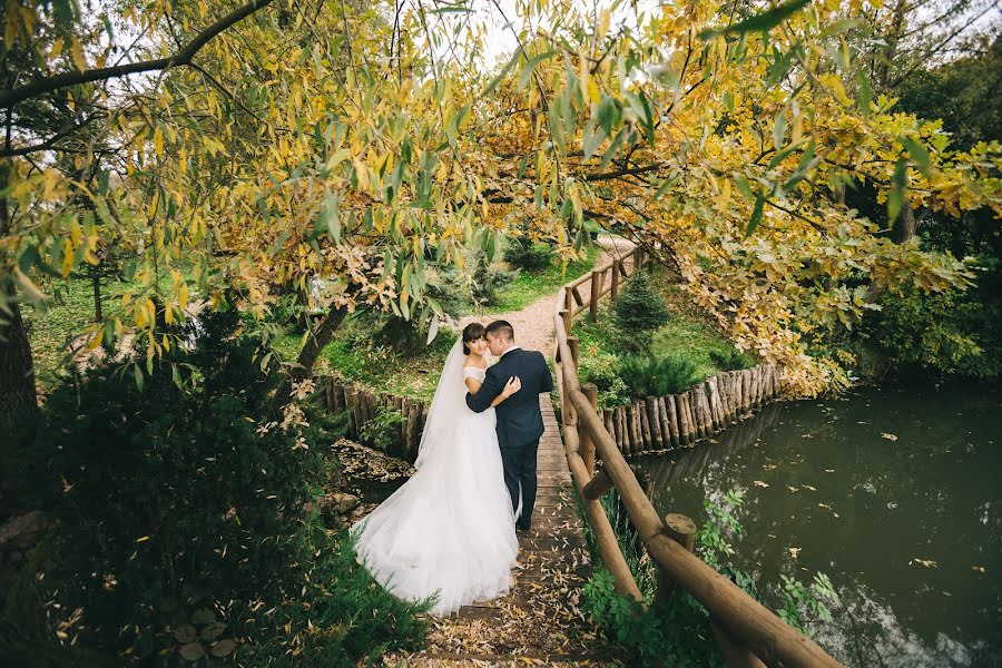 結婚式の写真家Vladimir Popovich (valdemar)。2016 3月22日の写真