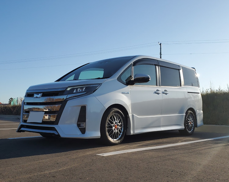 ノアの無加工スマホ撮り・洗車した！・ドライブに関するカスタム事例の投稿画像2枚目