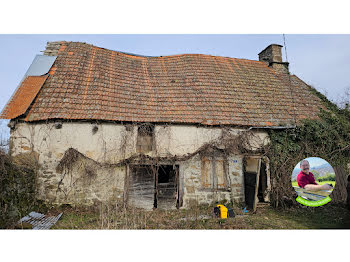 maison à Champs-sur-Tarentaine-Marchal (15)