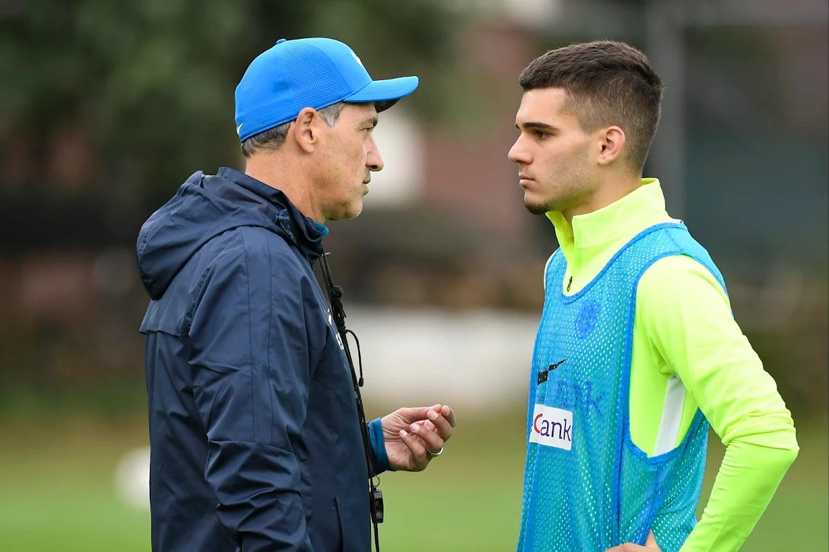 Hagi senior haalt fors uit naar Mazzu en komt terug op vertrek van zijn zoon uit Genk: "Toen hij dat zag, besloot hij om ergens anders te gaan spelen"