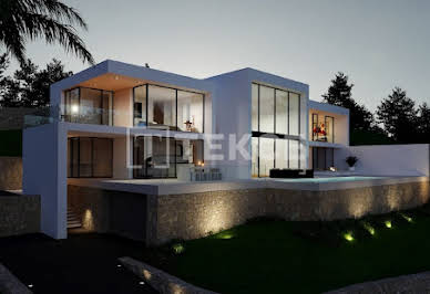 House with pool and terrace 4