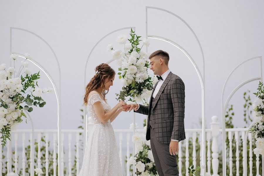 Fotógrafo de casamento Vika Mitrokhina (vikamitrohina). Foto de 15 de janeiro 2023