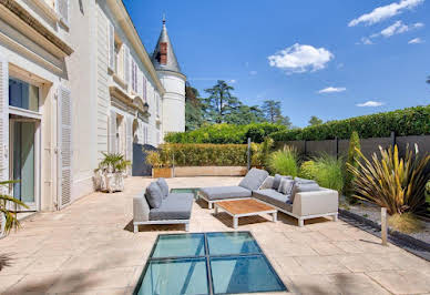 Appartement avec terrasse et piscine 8