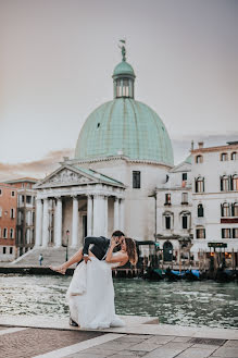 Fotografo di matrimoni Adrian Bubicz (bubiczlbn). Foto del 9 aprile