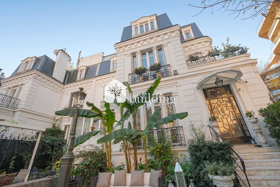 Vente appartement 8 pièces 290 m² à Paris 16ème (75016), 6 800 000 €