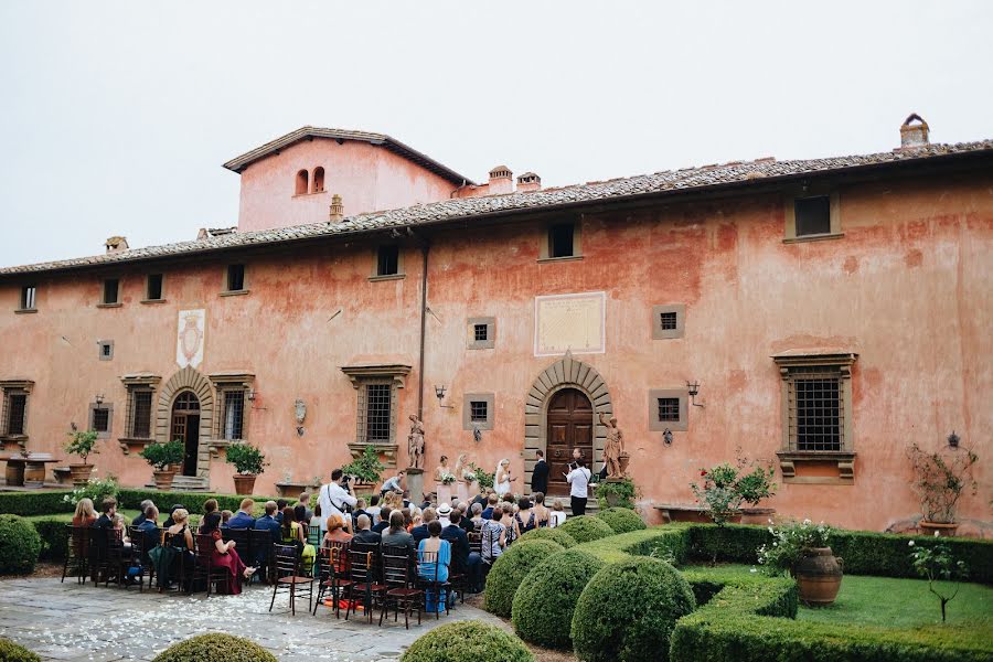 Fotografo di matrimoni Bella Elisichenko (izabella). Foto del 28 marzo 2017