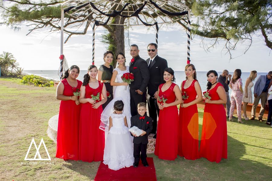 Fotografo di matrimoni Joy Cortes (multimediaartpr). Foto del 27 dicembre 2018