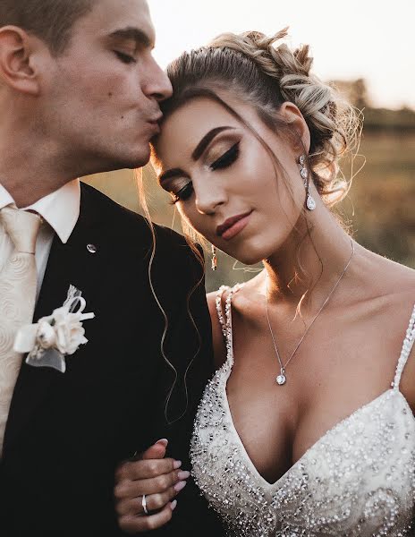 Fotografo di matrimoni Miro Darina (mirophotography). Foto del 28 maggio 2019