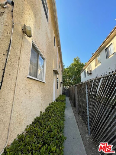 House 5