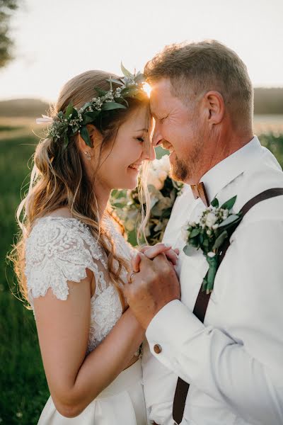 Fotógrafo de casamento Marek Topolář (marektopolar). Foto de 3 de fevereiro 2022