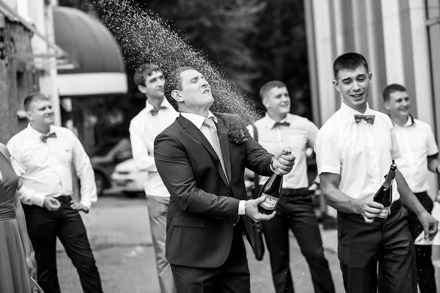 Fotógrafo de bodas Vladimir Latynnikov (lat-foto). Foto del 21 de junio 2018