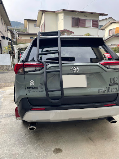 Rav4 のrav4 Maxx54 リアラダー取付に関するカスタム メンテナンスの投稿画像 車のカスタム情報はcartune