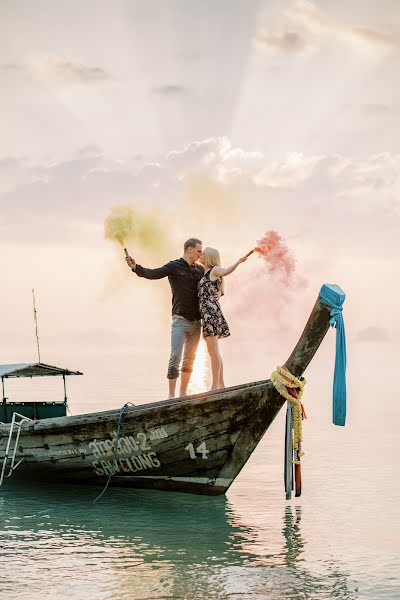 Fotógrafo de casamento Ratchakorn Homhoun (roonphuket). Foto de 27 de março 2022