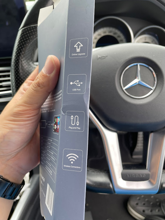 Eクラス セダンのワイヤレス・CarPlay・CarPlayワイヤレス化・アンドロイドナビに関するカスタム事例の投稿画像3枚目