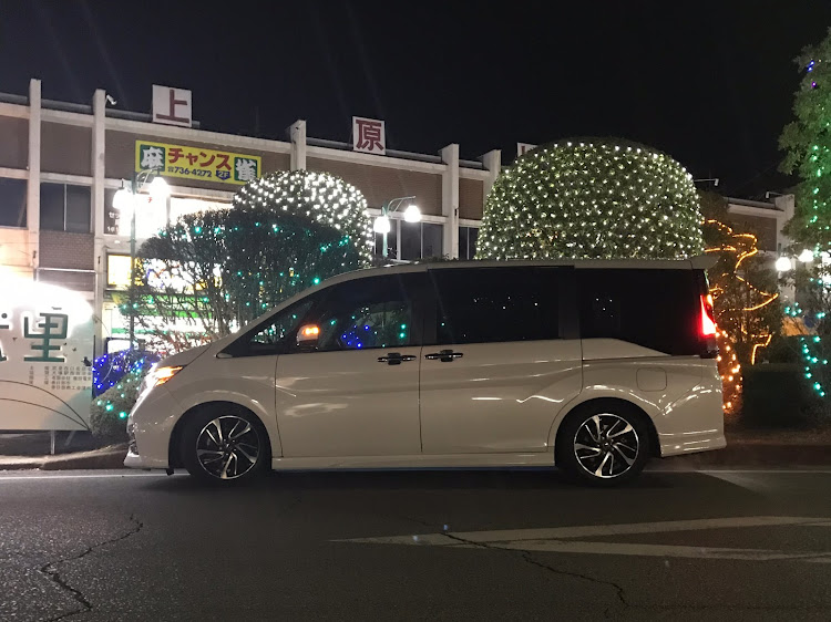 ステップワゴンのメリークリスマスに関するカスタム事例の投稿画像1枚目