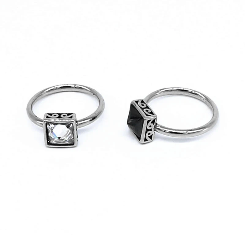 Modischer Titanstahl-Guss-Retro-Diamant-Fingerring mit individuellem Design. Einzigartiger Stil und Tragekomfort.