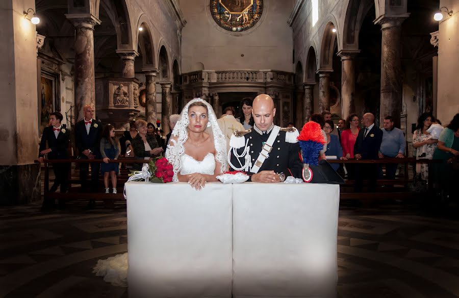 Fotografo di matrimoni Maximilian Moschetti (moschetti). Foto del 16 ottobre 2023