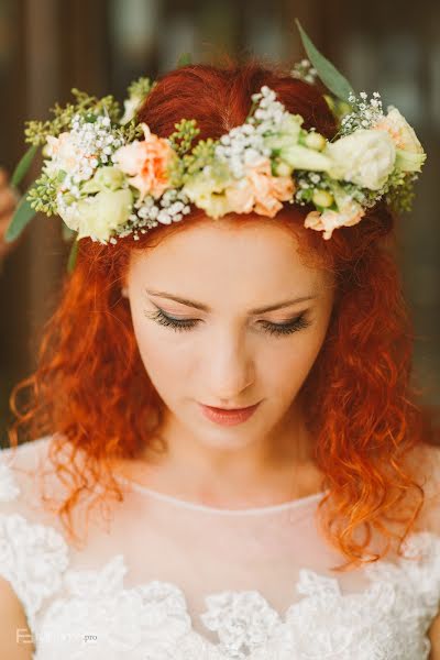 Fotógrafo de casamento Bartosz Trepiński (bartosztrepins). Foto de 14 de setembro 2016