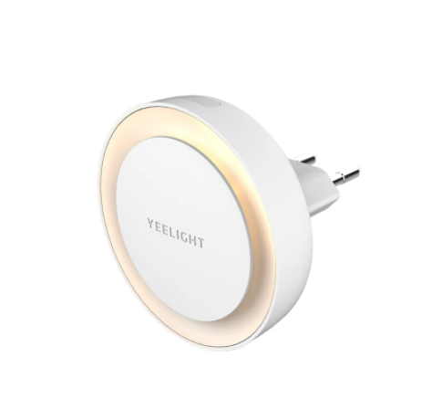 Title 3, Light sensor plug-in LED night light for automa...
