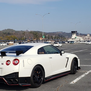 NISSAN GT-R R35