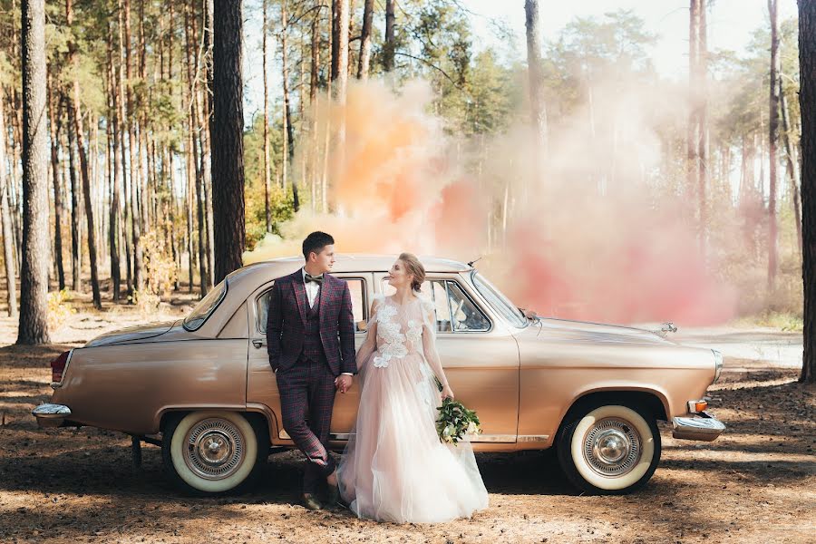 Fotografo di matrimoni Yana Gaevskaya (ygayevskaya). Foto del 15 ottobre 2019