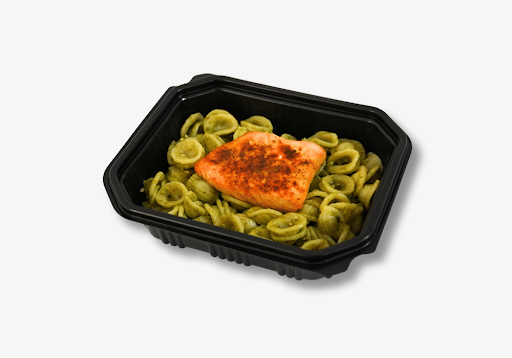 Pasta Pesto Me Salmon-Te Klodi Shije Shtëpie-Tirana-Baboon Delivery
