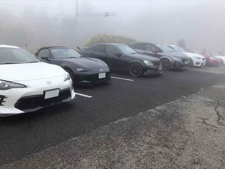 Cクラス セダンの山への遠足・ガスは嫌いだぁ・RECARO・W204・Cクラスに関するカスタム事例の投稿画像2枚目