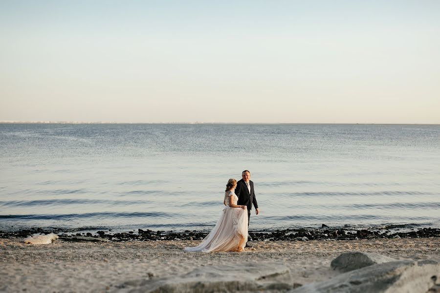 Fotografo di matrimoni Yana Kovaleva (yanakovaleva). Foto del 11 marzo 2020