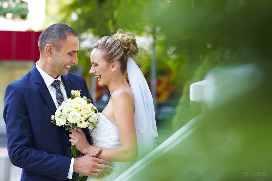 Fotografo di matrimoni Roman Lakeev (lacheev). Foto del 4 febbraio 2014