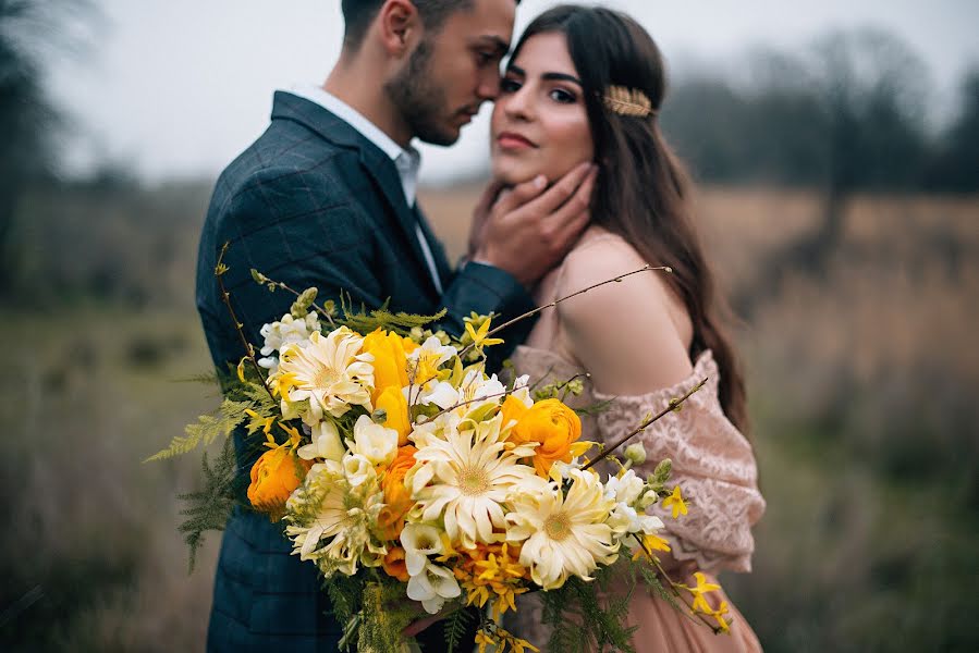 Wedding photographer Sveta Sukhoverkhova (svetasu). Photo of 26 June 2019