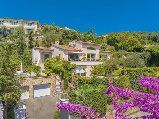 Villa avec piscine 3