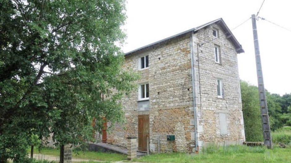 Vente moulin  558 m² à Charroux (86250), 489 000 €