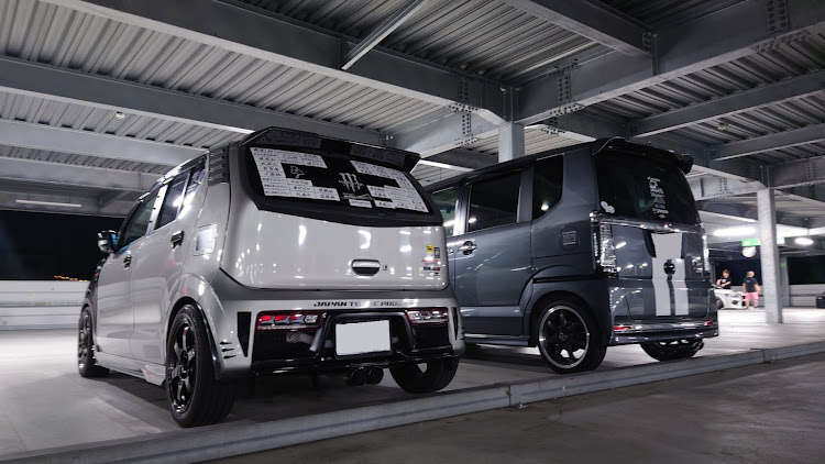 NボックスカスタムのフィットハイブリッドGP5・36ワークス・コラボ・乃木坂46・日向坂46に関するカスタム事例の投稿画像5枚目