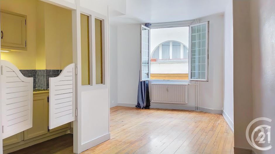 Location  appartement 1 pièce 29.98 m² à Rouen (76000), 550 €