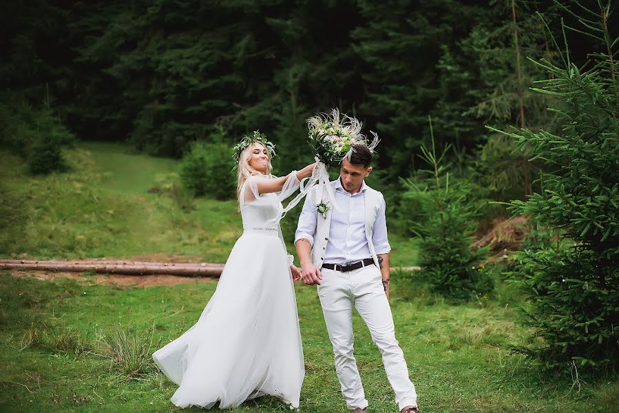 Fotógrafo de casamento Tatyana Kunec (kunets1983). Foto de 12 de julho 2022