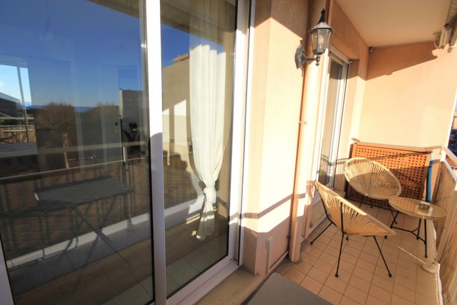 Vente appartement 2 pièces 31 m² à Cannes la bocca (06150), 191 000 €