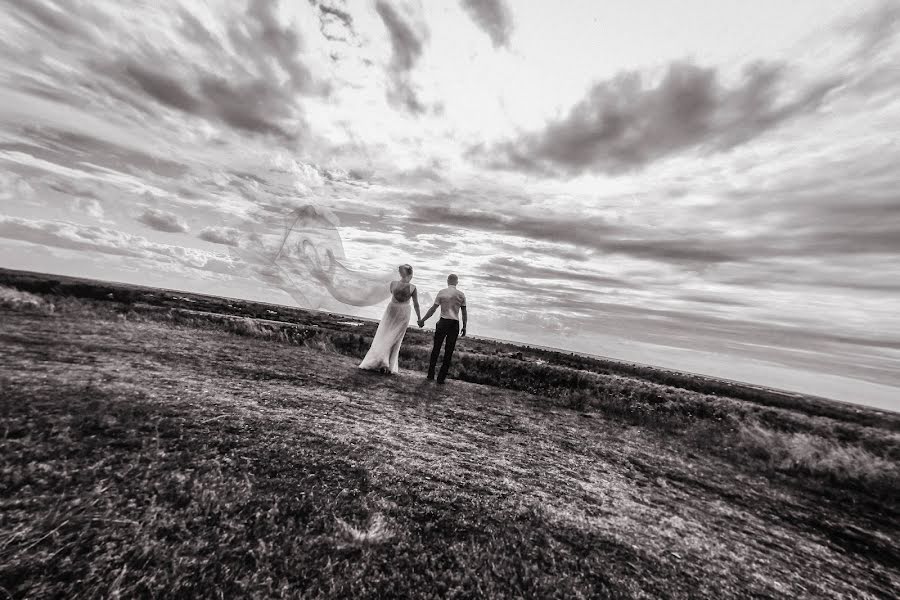 Fotografo di matrimoni Rinat Khabibulin (photorinat). Foto del 13 settembre 2017