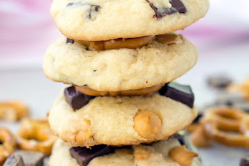 Sweet and Salty Cookies