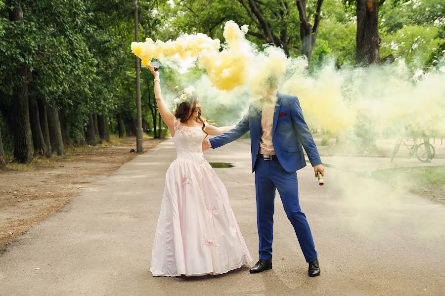 Fotografo di matrimoni Mikhail Ulyannikov (docer). Foto del 10 aprile 2018