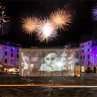 La piazza si veste di luci di 