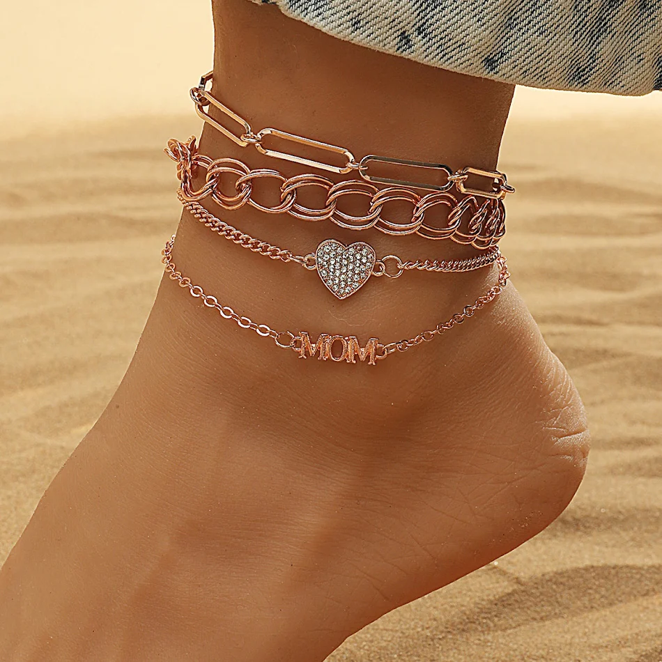 Metalen geometrische kroon hart armband set van 4, stijlvol en veelzijdig, perfect voor elke gelegenheid, een ideaal accessoire voor jou.