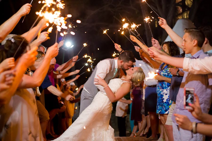 Fotógrafo de bodas Del Mar Wedding By Marvik And Fabi (marvik). Foto del 5 de febrero 2019