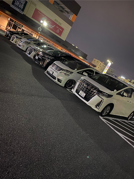 アルファードのClub FreSpo・定例MTに関するカスタム事例の投稿画像5枚目