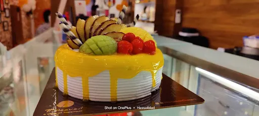 Fresh Fruit Exotic Cake