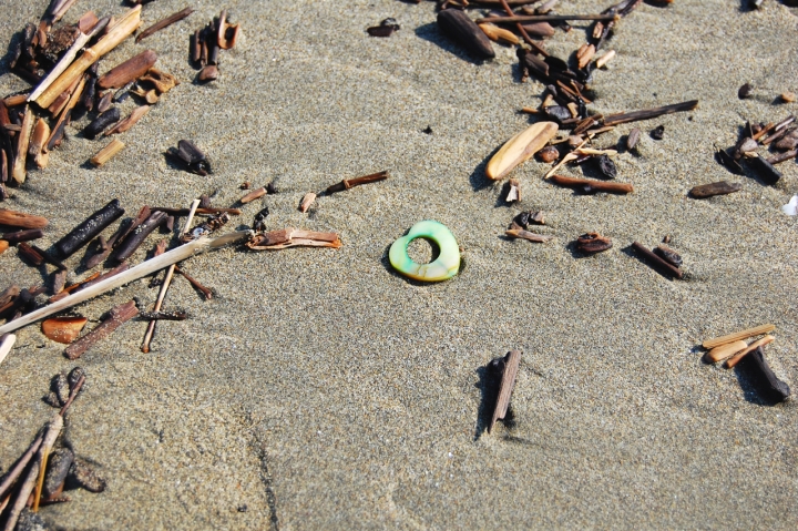 Un cuore tra i resti del mare di Cristinna