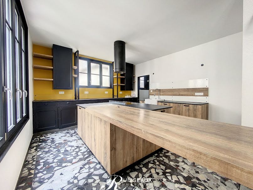 Vente appartement 7 pièces 238.18 m² à Dijon (21000), 730 000 €