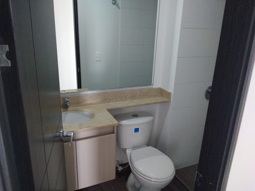 Apartamento En Venta - El Vergel, Bogota