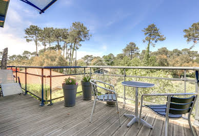 Maison avec piscine et terrasse 19